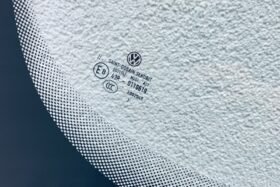 Предно стъкло VW GOLF V VI HBK 2003-2012 СЕНЗОР+ОРИГИНАЛ-3 на ниска цена