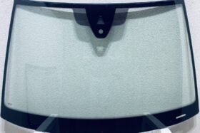 Предно стъкло VW GOLF VII 2016- АКУСТИКА+КАМЕРА+СЕНЗОР РАЗПРОДАЖБА на ниска цена