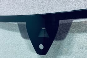 Предно стъкло VW GOLF VIII 2019- АКУСТИКА+КАМЕРА+СЕНЗОР-2 на ниска цена