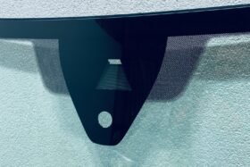 Предно стъкло VW GOLF VIII 2020- АКУСТИКА+КАМЕРА+СЕНЗОР+HUD ОРИГИНАЛ-2 на ниска цена