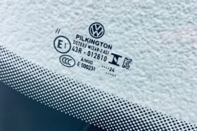 Предно стъкло VW GOLF VIII 2020- АКУСТИКА+КАМЕРА+СЕНЗОР+HUD ОРИГИНАЛ-3 на ниска цена