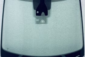 Предно стъкло VW ID.3 2019- CUPRA BORN 2021- АКУСТИЧНО+КАМЕРА+СЕНЗОР на ниска цена