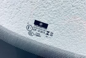 Предно стъкло VW ID.3 2019- CUPRA BORN 2021- АКУСТИКА+КАМЕРА+СЕНЗОР+HUD-3 на ниска цена