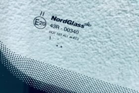 Предно стъкло VW PASSAT B6 B7 2005-2014-3 на ниска цена