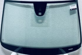 Предно стъкло VW PASSAT B7 2010-2014 АКУСТИКА+СЕНЗОР+КАМЕРА НАМАЛЕНА ЦЕНА на ниска цена