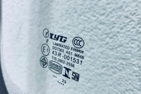 Предно стъкло VW PASSAT B7 2010-2014 СЕНЗОР-3 на ниска цена