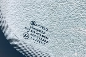 Предно стъкло VW PASSAT B8 2014- АКУСТИКА+КАМЕРА+СЕНЗОР РАЗПРОДАЖБА-3 на ниска цена