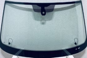 Предно стъкло VW PASSAT B8 2019- АКУСТИКА+СЕНЗОР+ОТОПЛЕНИЕ+OE на ниска цена