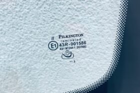 Предно стъкло VW PASSAT CC 2008-2012 АКУСТИКА+СЕНЗОР+ОТОПЛЕНИЕ-3 на ниска цена