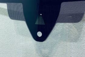 Предно стъкло VW PASSAT CC 2012-2017 SOLAR+КАМЕРА+ДАТЧИК ЗА ОТОПЛЕНИЕ+ОРИГИНАЛ-2 на ниска цена