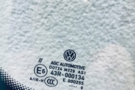 Предно стъкло VW PASSAT CC 2012-2017 SOLAR+КАМЕРА+ДАТЧИК ЗА ОТОПЛЕНИЕ+ОРИГИНАЛ-3 на ниска цена