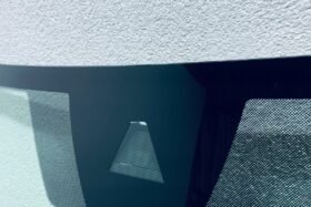 Предно стъкло VW T-CROSS 2020 - АКУСТИЧНО + КАМЕРА + СЕНЗОР-2 на ниска цена