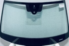 Предно стъкло VW T-ROC 2022 - АКУСТИКА + КАМЕРА + СЕНЗОР на ниска цена