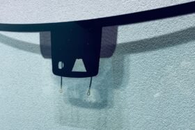 Предно стъкло VW T7 2022 - АКУСТИКА + КАМЕРА + СЕНЗОР + ОГРЕВАНЕ-2 на ниска цена