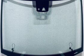 Предно стъкло VW T7 2022 - АКУСТИКА + КАМЕРА + СЕНЗОР + ОГРЕВАНЕ на ниска цена