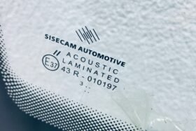 Предно стъкло VW T7 2022 - Акустика + Камера + Сензор + Отопление - Намаление-3 на ниска цена