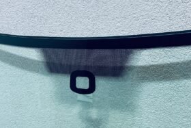 Предно стъкло VW TIGUAN 2007-2015 АКУСТИКА+СЕНЗОР-2 на ниска цена