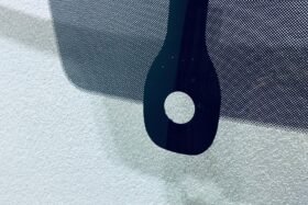 Предно стъкло VW TIGUAN II 2015- АКУ+СЕН-2 на ниска цена