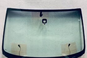 Предно стъкло VW TOUAREG CAYENNE 2002-10 С отопление и сензор на ниска цена