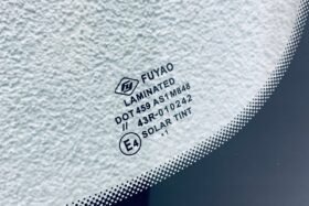 Предно стъкло VW TOUAREG II 2010 - СЕНЗОР ЗА ДЪЖД/ЗАЗОР.-3 на ниска цена