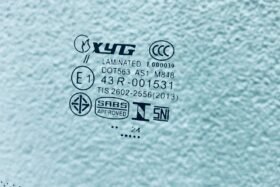 Предно стъкло VW TOURAN 2003-2011-3 на ниска цена