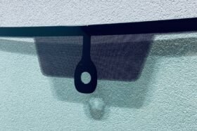 Предно стъкло VW TOURAN II 2015- АКУСТИКА+СЕНЗОР & ПРОМОЦИЯ-2 на ниска цена