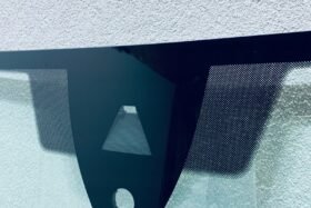 Предно стъкло VW TOURAN II 2022-AKU+Камера+Сензор+Отопление+ОЕ-2 на ниска цена