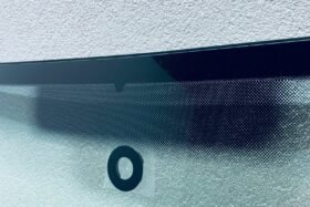 Предно стъкло VW TRANSPORTER T5 2003-2009 ANT+SEN-2 на ниска цена