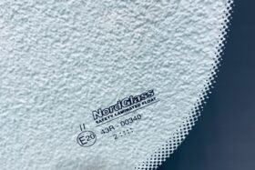 Предно стъкло за BMW 3 E46 COUPE CABRIO 1999-2001 с датчик.-3 на ниска цена