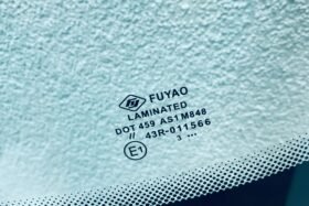 Предно стъкло за BMW 3 E90 E91 2005-2012-3 на ниска цена