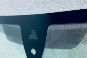 Предно стъкло за BMW 3 G20 G21 2018- АКУСТИКА+КАМЕРА+СЕНЗОР+HUD-2 на ниска цена