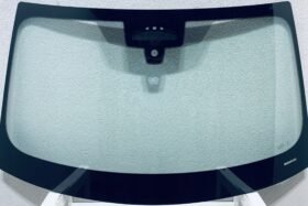 Предно стъкло за BMW 4 G26 2021 - АКУСТИКА + КАМЕРА + СЕНЗОР + HUD на ниска цена