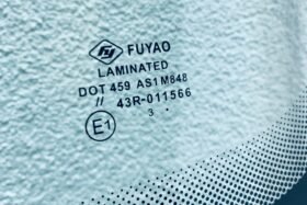 Предно стъкло за BMW 5 E39 1999-2001 с датчик за дъжд/залез.-3 на ниска цена