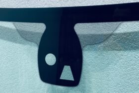 Предно стъкло за BMW 5 F10 2010-2012 СЕНЗОР+КАМЕРА+HUD-2 на ниска цена