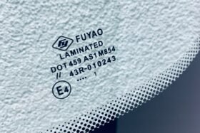 Предно стъкло за BMW E46 COUPE/CABRIO 1999-2001 с датчик за дъжд/зазоряване.-2 на ниска цена