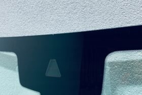 Предно стъкло за BMW IX3 2021- BMW X3 G01 2017- АКУСТИКА+КАМЕРА+СЕНЗОР+HUD-2 на ниска цена