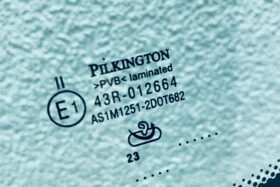 Предно стъкло за BMW IX3 2021- BMW X3 G01 2017- АКУСТИКА+КАМЕРА+СЕНЗОР+HUD-3 на ниска цена