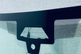 Предно стъкло за BMW X1 U11 IX1 2022 - АКУСТИКА + КАМЕРА + СЕНЗОР + HUD-2 на ниска цена