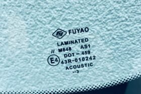 Предно стъкло за BMW X3 G01 2021 - АКУСТИКА + КАМЕРА + СЕНЗОР-3 на ниска цена