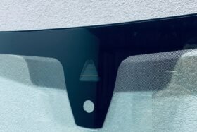 Предно стъкло за BMW X5 G05 2018 - АКУ+КАМ+СЕН+HUD-2 на ниска цена