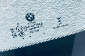 Предно стъкло за BMW X5 G05 и X7 G07 2018- АКУСТИКА + КАМЕРА СЕНЗОР + HUD + ОРИГИНАЛ-3 на ниска цена