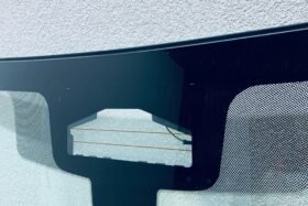 Предно стъкло за BMW X6 G06 2019 - АКУ+КАМ+СЕН-2 на ниска цена