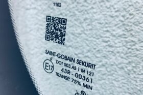 Предно стъкло за BMW X6 G06 2019 - АКУ+КАМ+СЕН-3 на ниска цена