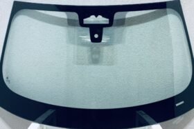 Предно стъкло за BMW X6 G06 2019 - АКУ+КАМ+СЕН на ниска цена