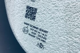 Предно стъкло за BMW X7 G07 2019 - АКУ+КАМ+СЕН-3 на ниска цена