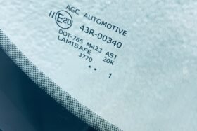 Предно стъкло за FORD TRANSIT CONNECT 2014- С ОГРЯВАНЕ-3 на ниска цена