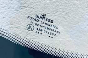 Предно стъкло за PEUGEOT 206 CC 2001-2007 с нагревател и сензор.-3 на ниска цена