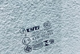 Предно стъкло за SKODA OCTAVIA I 1996-2010-3 на ниска цена