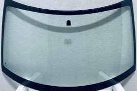 Предно стъкло за SUZUKI SWIFT 3/5D 2010-2017 на ниска цена