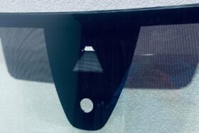 Предно стъкло за VW TIGUAN 2020 - SOL+KAM+SEN+GRZ-2 на ниска цена